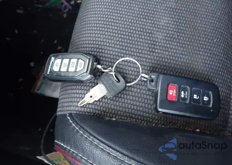 2017 Toyota Corolla Se Special Edition from USA, damaged, VIN 5YFBURHE1HP598019